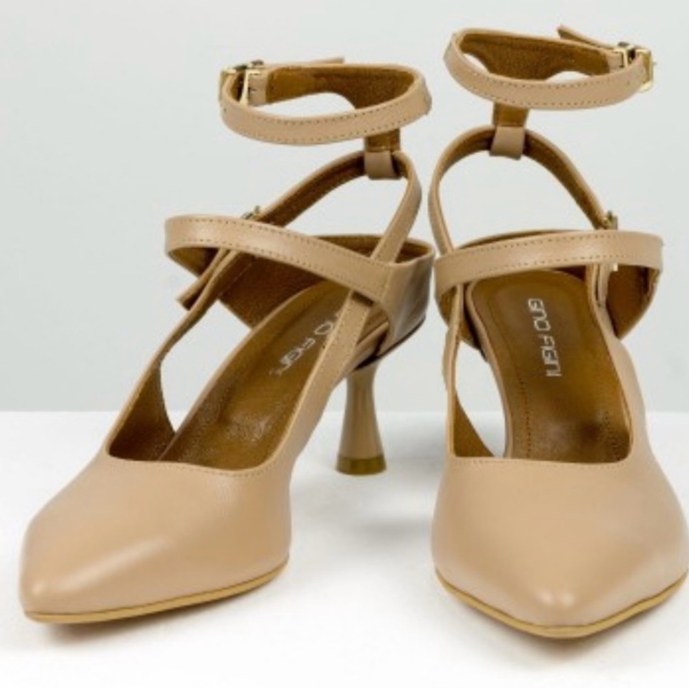 Classic heels 👠